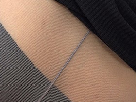 女性がパンストを履く時のミもフタもない瞬間に萌える　サンプル画像05